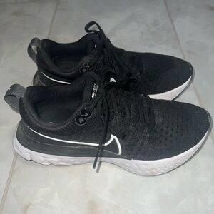 Nike women’s  shoes